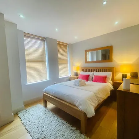 Flat 8 Pelican House Newbury  Exterior photo