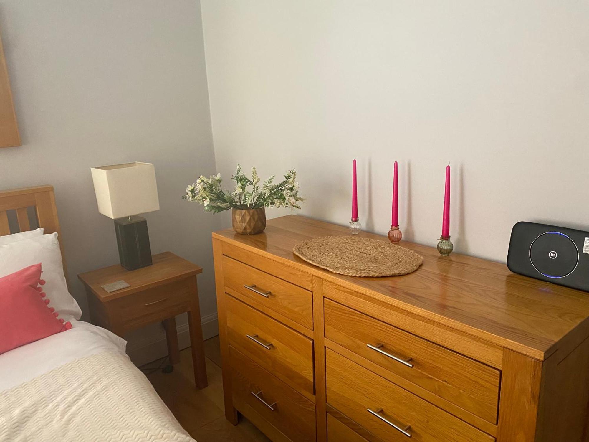 Flat 8 Pelican House Apartment